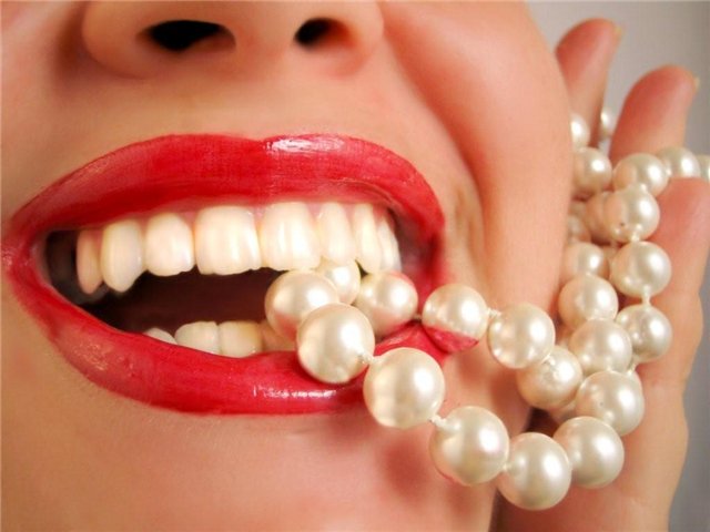 Cupicup - скидки по купонам Ослепительная Голливудская улыбка за 5 минут, не выходя из дома. Система экспресс-отбеливания White